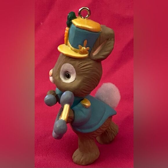 Easter Hallmark Keepsake Ornament 1993 Easter Parade Bunny Marching 2nd inSeries - Picture 6 of 7